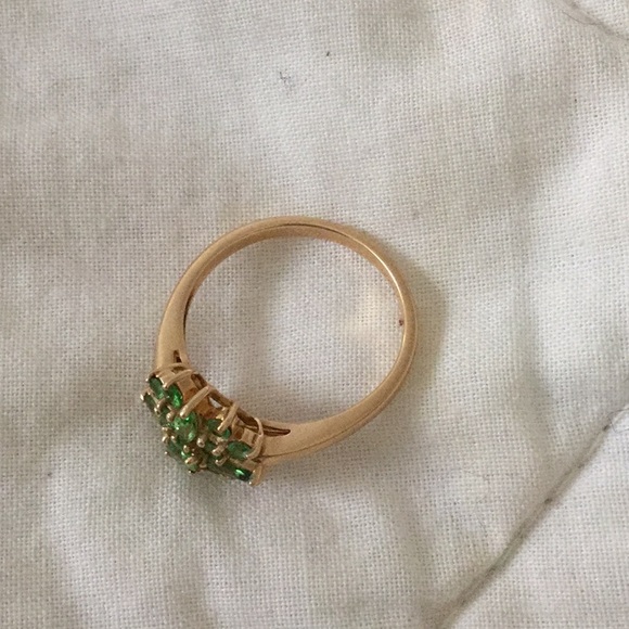 Lovely 14k ring, 7.25 - Picture 2 of 4